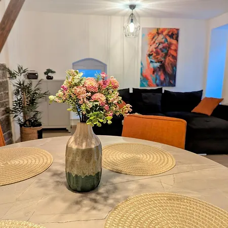 Residenz Im Denkmal - Erlebnispark Tripsdrill - Familie - Freude - Spass * Bonnigheim